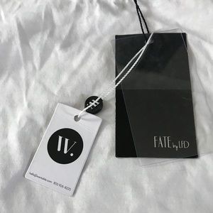 Wantable fate by LFD slit arm tee size M NWT